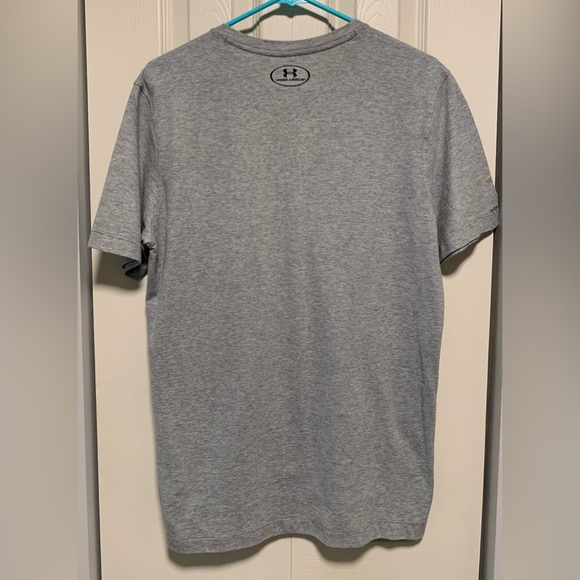 Under Armour Mens Loose Fit V-Neck Tee - Picture 4 of 5